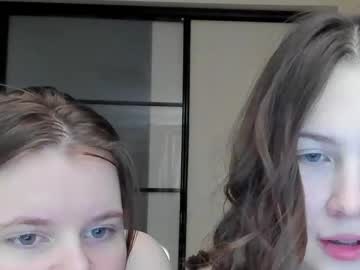 Cam for girls_love_to_play