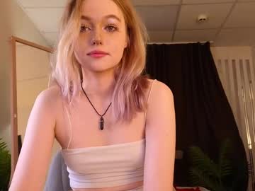 Cam for just_mia_