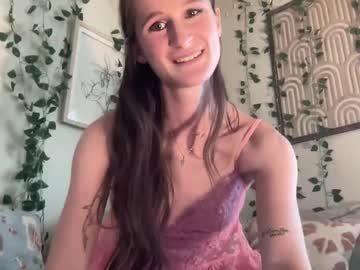 Cam for thecarolinemae