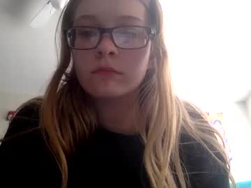 Cam for blondiebae1