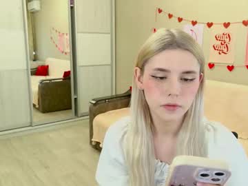Cam for your_tender_doll