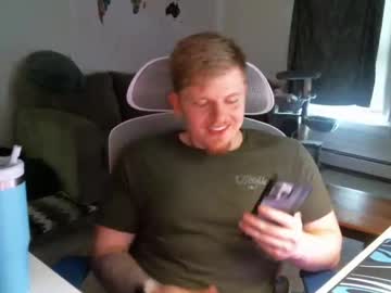 Cam for bigassblondboy19