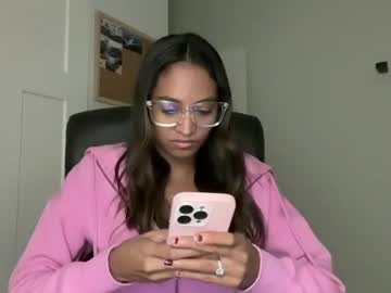 Cam for therealgiana