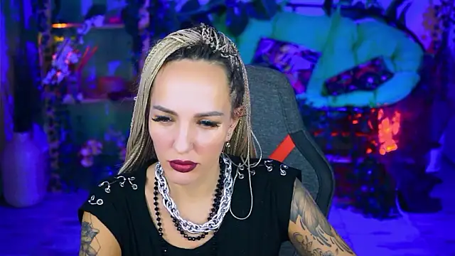 Stripchat sex cam MonicaMaxwel